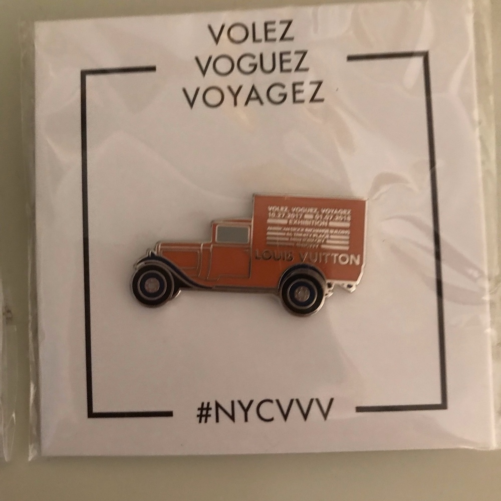 Louis Vuitton Pin - Picture 2 of 7